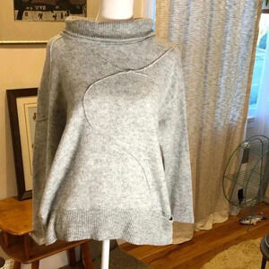 Trisha Tyler gray pullover sweater.  Small pocket on front left.  Size S